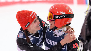 Skispringen: Freitag und Schmid auf Gesamt-Weltcup-Podest