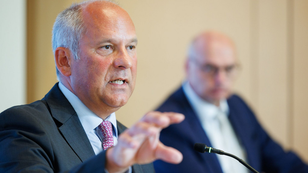 Hessens Innenminister Roman Poseck (CDU) spricht