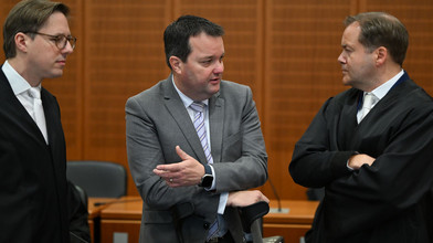 Viele Millionen zurück? Freispruch für Ex-DFB-Schatzmeister