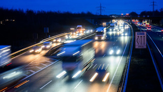 Lkw rast mit 145 km/h über A3 bei Würzburg