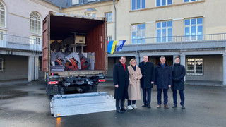 Hilfstransport mit Schulmaterial startet von Rüsselsheim in Ukraine