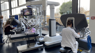 Im Klinikum Fulda: OP-Roboter "DaVinci Xi" zum Ausprobieren