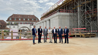 Richtfest auf der Baustelle der Sprudelhof-Therme in Bad Nauheim
