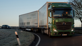 Geheimsprache der LKW-Fahrer: Das bedeutet Lichthupe & Co