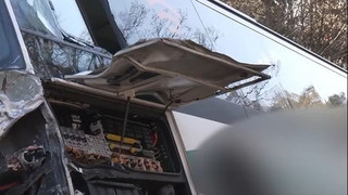 Busunfall bei Offenbach: Eine Tote und sieben Verletzte