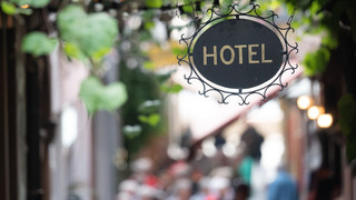 Hessens Tourismus erholt sich langsam - Betriebe profitieren kaum