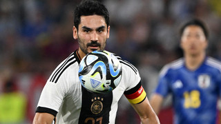 DFB-Elf verliert 1:4 gegen Japan - Diskussion um Bundestrainer