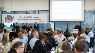 Azubizuwachs bei Evonik: Gestiegene Ausbildungsquote in Darmstadt