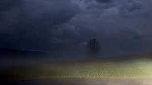 Regen und Gewitter: Wechselhaftes Wetter zum Wochenstart
