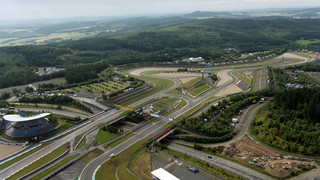 Tödlicher Unfall bei Testfahrt: 2 Testfahrer sterben auf Nürburgring