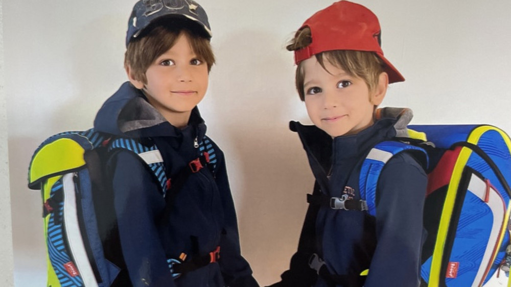 So sehen die beiden entführten sechs Jahre alten Zwillinge Mostafa und Yosof Tnesh aus.