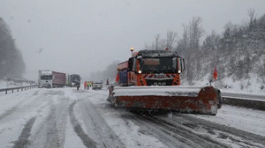 «Glatteis-Chaos» legt Verkehr auf A3 lahm