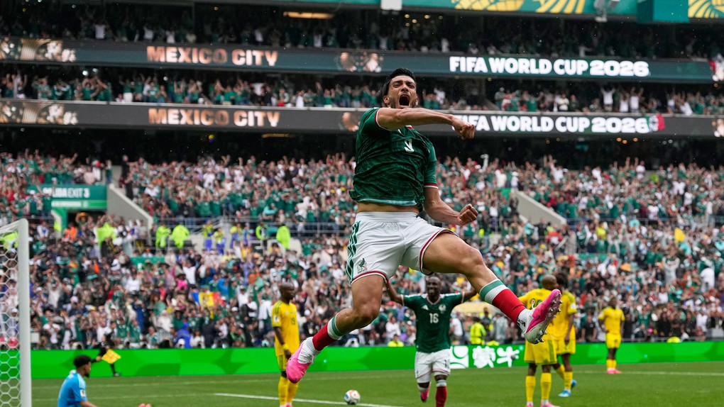 Mexiko gewinnt WM Auftakt gegen Südafrika