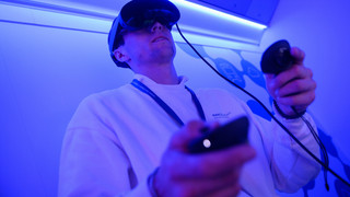 Mobilfunkanbieter O2: Hologram-Telefonie bis 2026