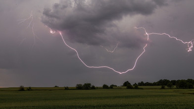 Unwetter in Calden: verstopfte Gullys und Hagel