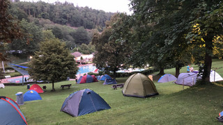 Für Familien mit Kids: Zelten im Freibad in Bad Schwalbach