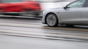 Autofahrer fährt Hund in Neu-Anspach tot und haut dann ab