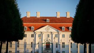 Ampel-Regierung trifft sich zur Halbzeit-Klausur auf Schloss Meseberg