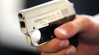 Bewaffneter Unbekannter überfällt Tankstelle in Wildeck