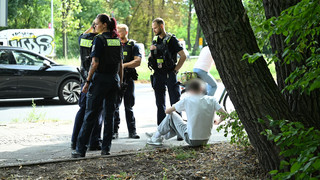Auto fährt in Berlin in Kindergruppe - Fahrer festgenommen
