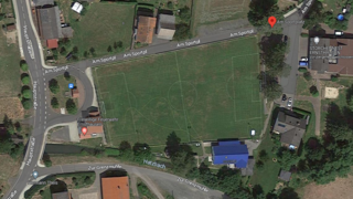 In Rauschenberg-Ernsthausen steht Hessens wohl schiefster Sportplatz
