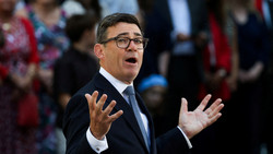 Neuer Briten-Premier Burnham legt los