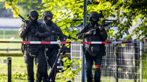 Schüsse auf Techno-Party: Täter flüchtig