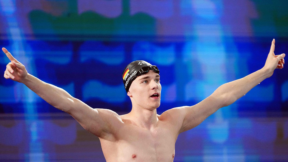 Schwimm-EM in Paris Johannes Liebmann hat großen Grund zur Freude.