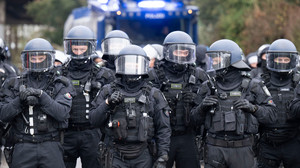 Millionen-Kosten für Polizeieinsatz bei Anti-AfD-Protesten