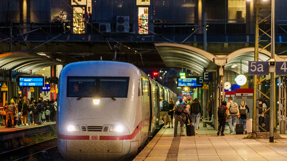 Ein 55-jähriger Mann ist am Hauptbahnhof Mainz festgenommen worden.