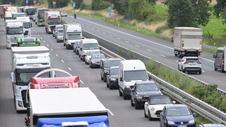  «Übervolle Straßen»: ADAC warnt vor Staus zum Ferienende