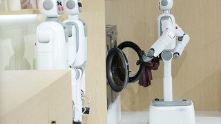 Fast jeder Zweite will Roboter im Haushalt helfen lassen