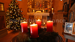 Betrunkener randaliert in Frankfurter Kirche verletzt Helfer