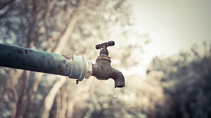 Jetzt wird das Trinkwasser knapp