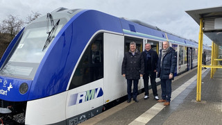 Nach Wasserstoffzug-Krise: RMV macht Taunusbahn zwei Monate kostenlos