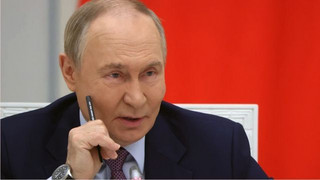 „Fremder Agent“: Plötzlich macht Putins Regime Jagd auf seine treuesten Einpeitscher