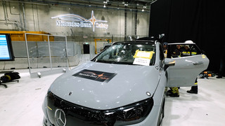 Eine einzigartige Partnerschaft – Mercedes-Benz und europäische Feuerwehren führen gemeinsame Schulungen durch