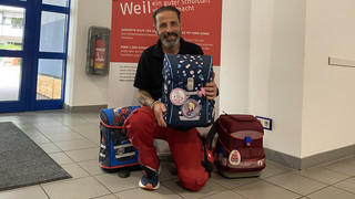 "Rennen für Ranzen": Hausmeister hilft Kindern in Frankfurt