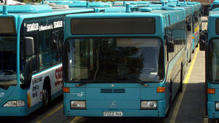 LED-Himmel & Loungebereich: Moderner Showbus soll in Frankfurt fahren