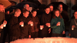 Tausende Kerzen: Leipzig erinnert mit Lichtfest an friedliche Revolution