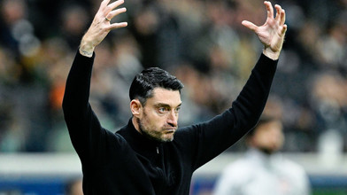 Vor HSV Spiel Eintracht Coach Riera wütet