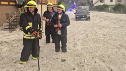 Braunfels versinkt im Unwetter-Chaos: 30 Zentimeter Hagel