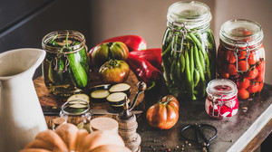 Lebensmittel länger haltbar machen: Die besten Hausmittel