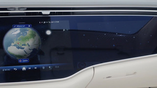 Die neue Mercedes-Benz E-Klasse unter der Lupe - die In-Car-Apps
