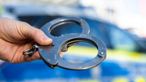 Jugendlicher verhaftet nach Polizistenangriff in Darmstadt