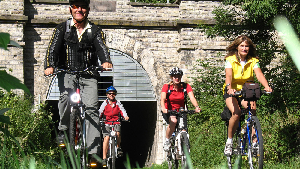 Milseburgtunnel: Mit dem Rad durch den Berg