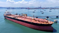 US-Jagd auf russisches Tankschiff bedroht Chinas Straßenbau