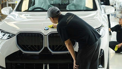 BMW streicht 8.000 Stellen: Abfindungsprogramm in Millionenhöhe