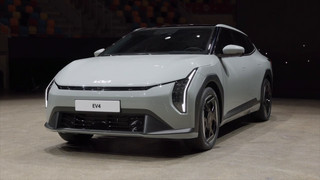Kia komplettiert EV-Kernpalette - Kia EV4 - Komfort- und Konnektivitäts-Funktionen