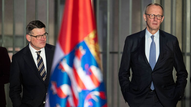 Kabinettssitzung am Flughafen: Merz besucht Hessen